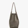 Bolso tote The Victoria grande en gamuza gris guijarro Bolso tote The Victoria grande en gamuza gris guijarro