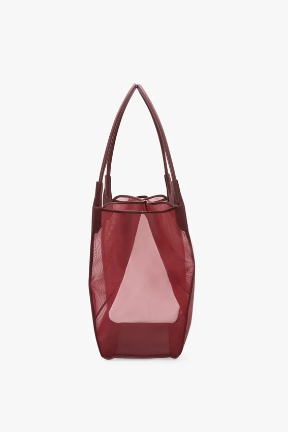 Bolso tote Victoria grande en malla burdeos Bolso tote Victoria grande en malla burdeos