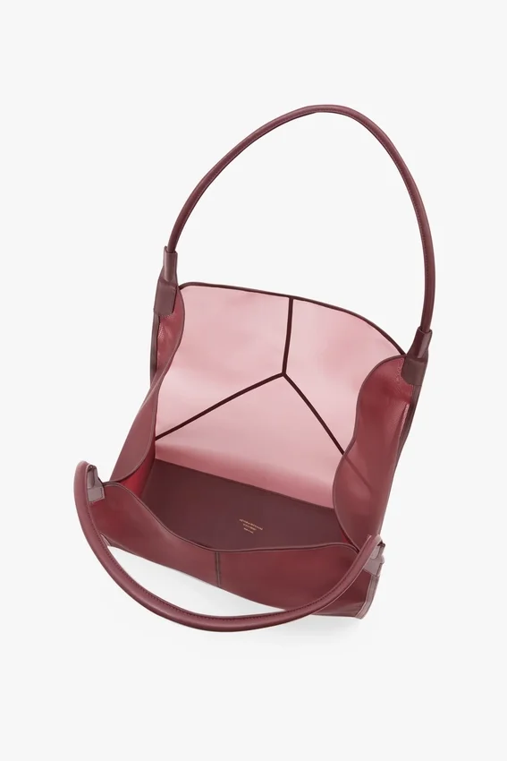 Bolso tote Victoria grande en malla burdeos Bolso tote Victoria grande en malla burdeos