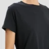 Camiseta entallada en azul marino Camiseta entallada en azul marino