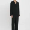 Conjunto de pijama con monograma VB en negro