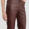 Pantalón Alina de cuero en color burdeos Pantalón Alina de cuero en color burdeos
