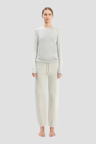 Pantalón jogger con logotipo bordado en gris jaspeado