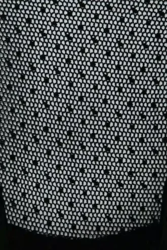 tanga de malla con lentejuelas en negro 2 330x495 - Tanga de malla con lentejuelas en negro