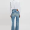 The Victoria en azul claro