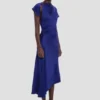 Vestido asimétrico con detalle retorcido en índigo brillante Vestido asimétrico con detalle retorcido en índigo brillante